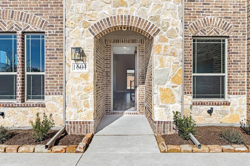 Cedar Hill, TX 75116,1601 Community Drive