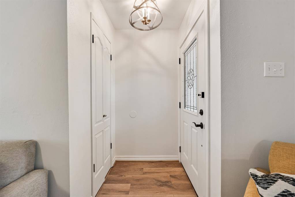 Garland, TX 75040,1422 Deepwood Drive