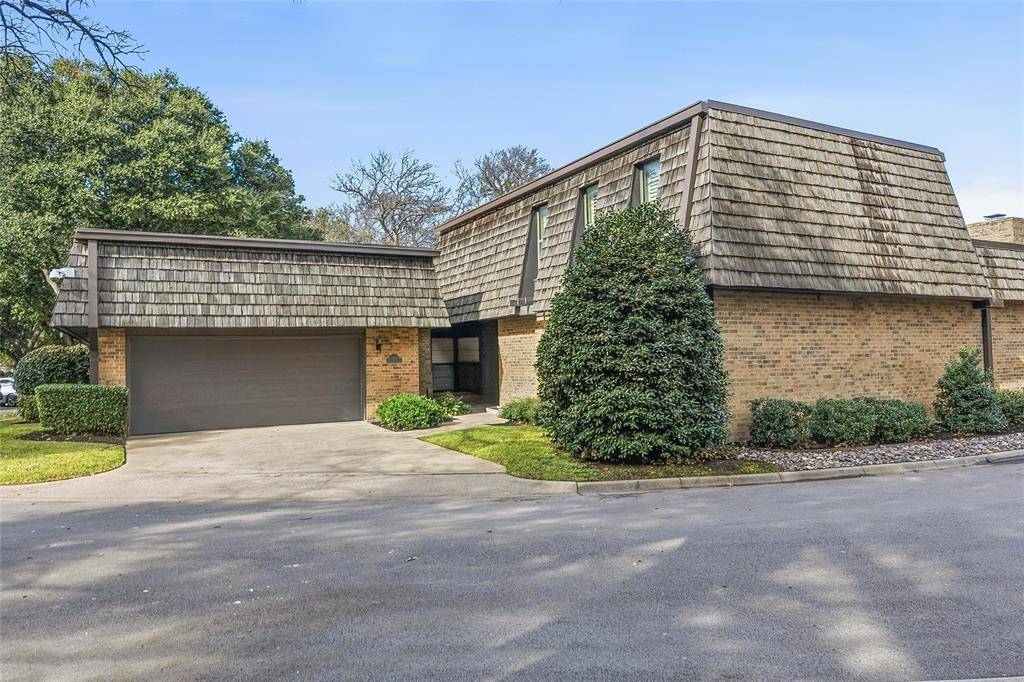 Fort Worth, TX 76109,3016 Tanglewood Park E