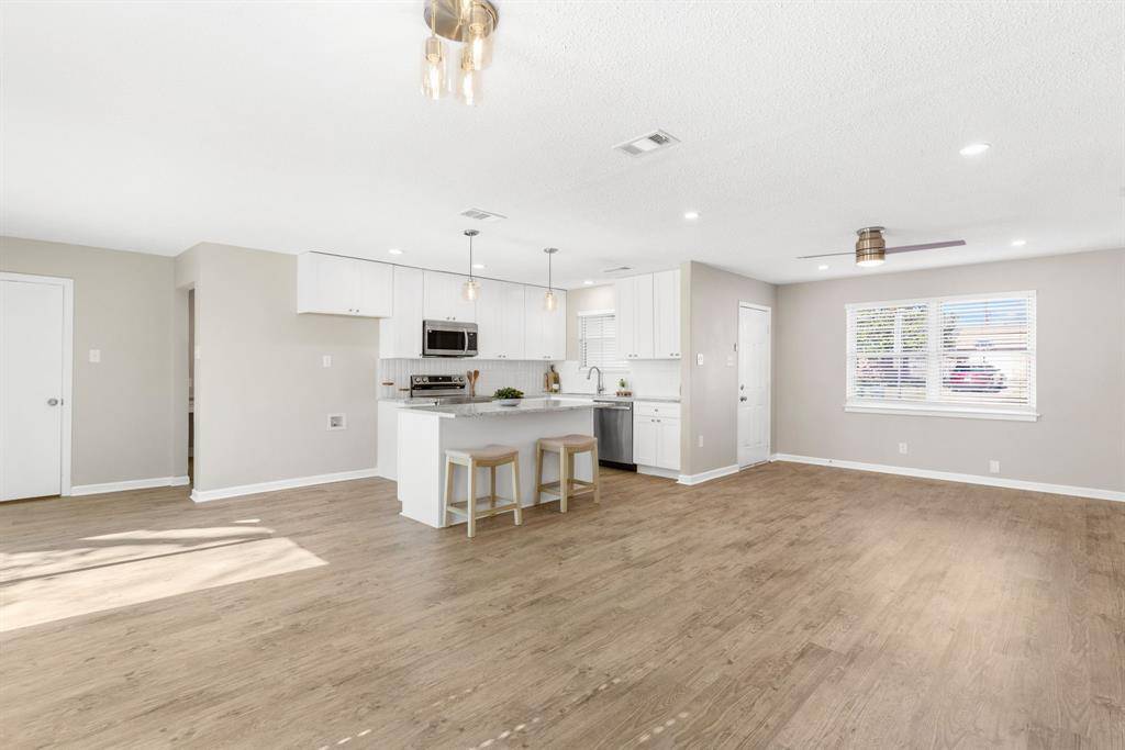 Garland, TX 75040,714 Pleasant Valley Road