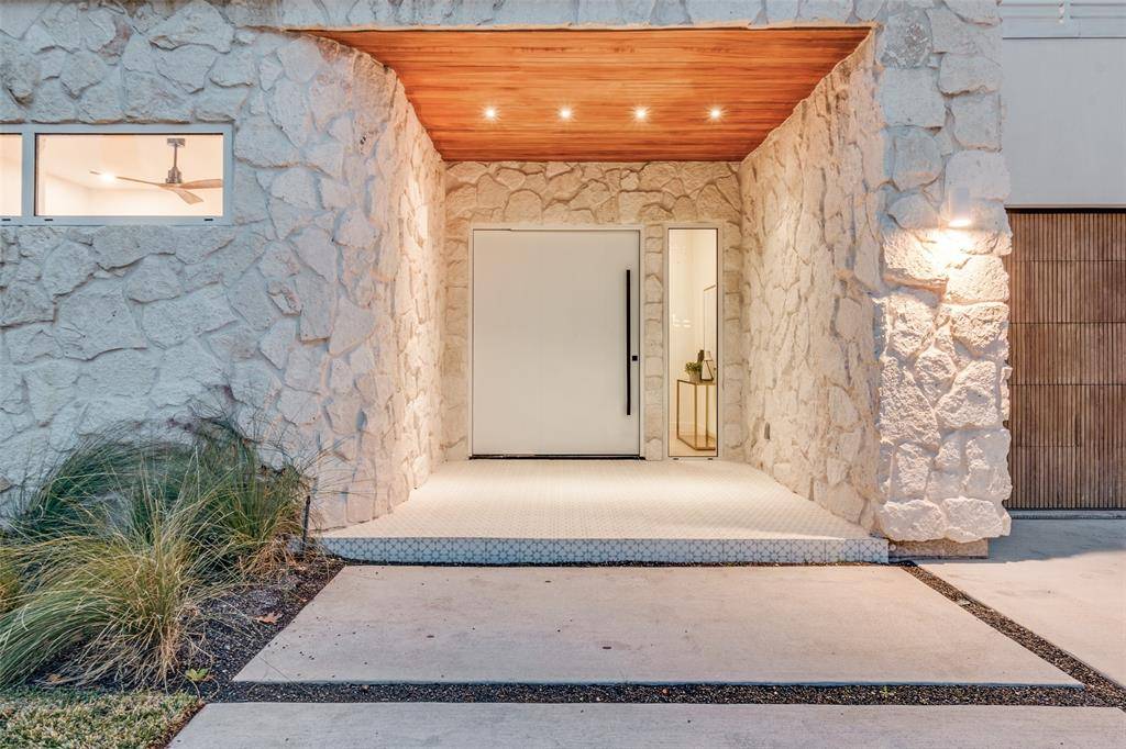 Dallas, TX 75220,3821 Beechwood Lane