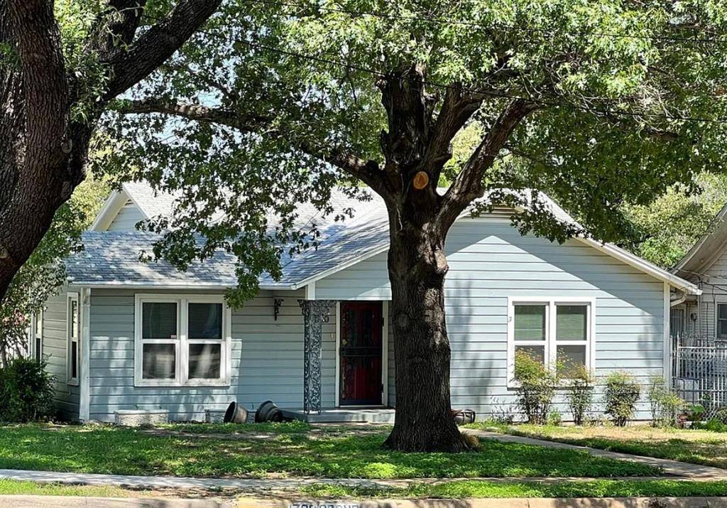 Fort Worth, TX 76164,1720 Grand Avenue