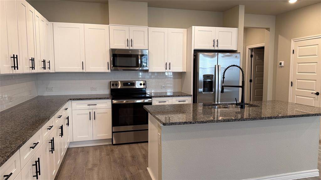 Argyle, TX 76226,709 16th Street #160