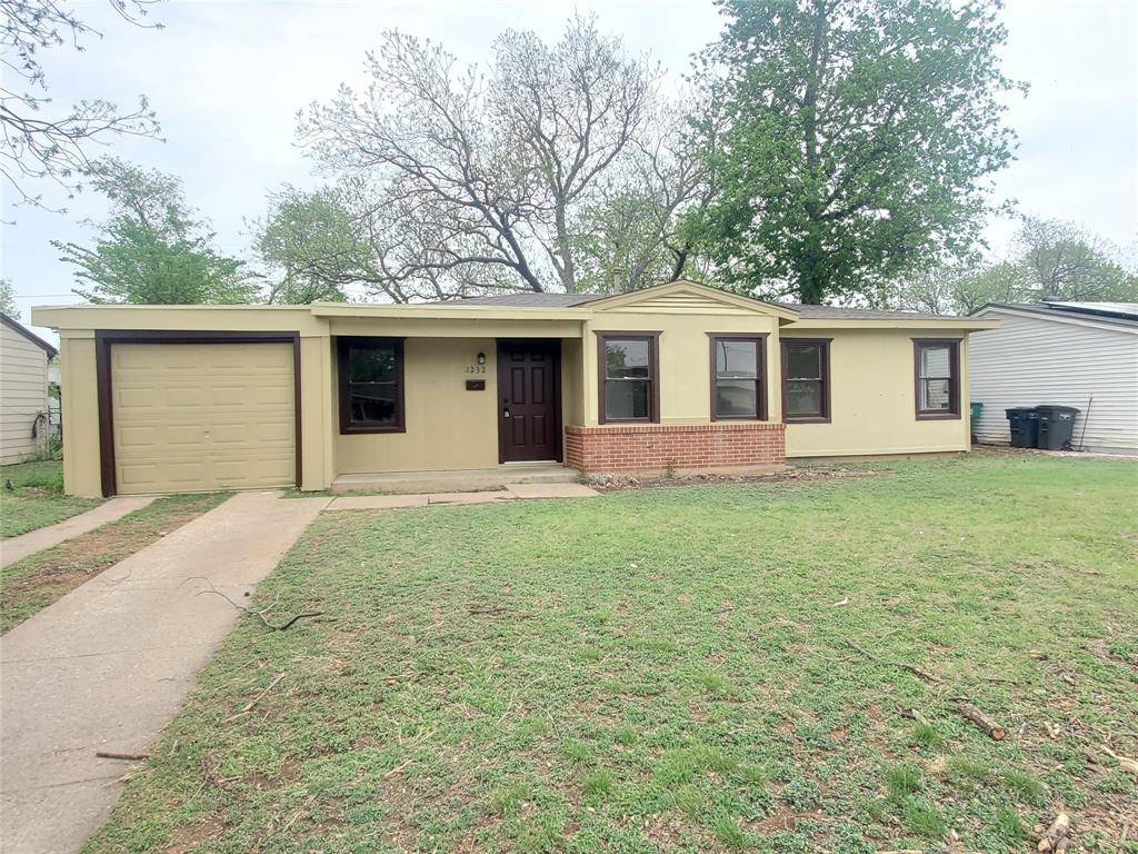 Fort Worth, TX 76115,1232 Cameron Street
