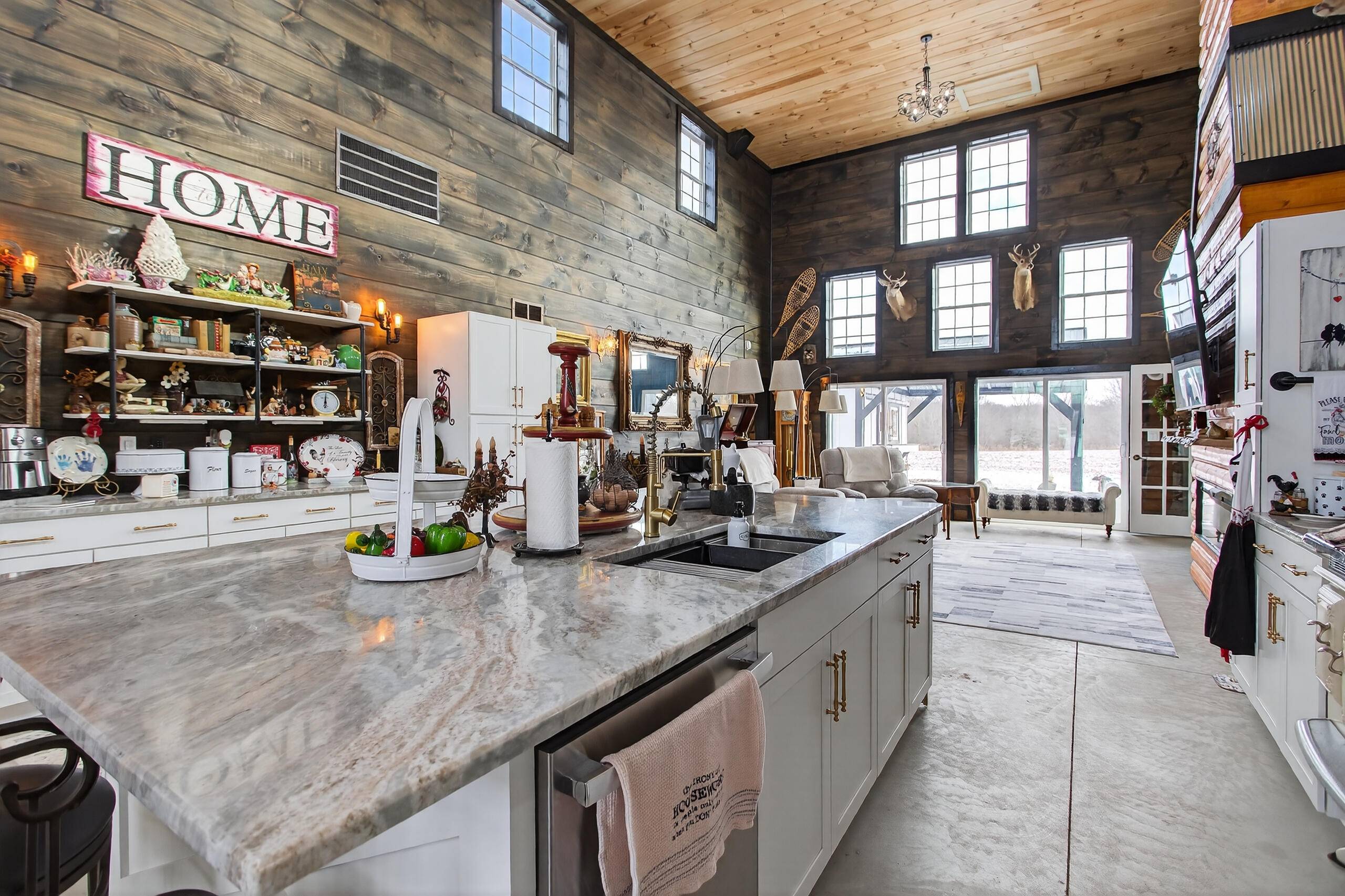 Munith, MI 49259,6418 Kennedy RD