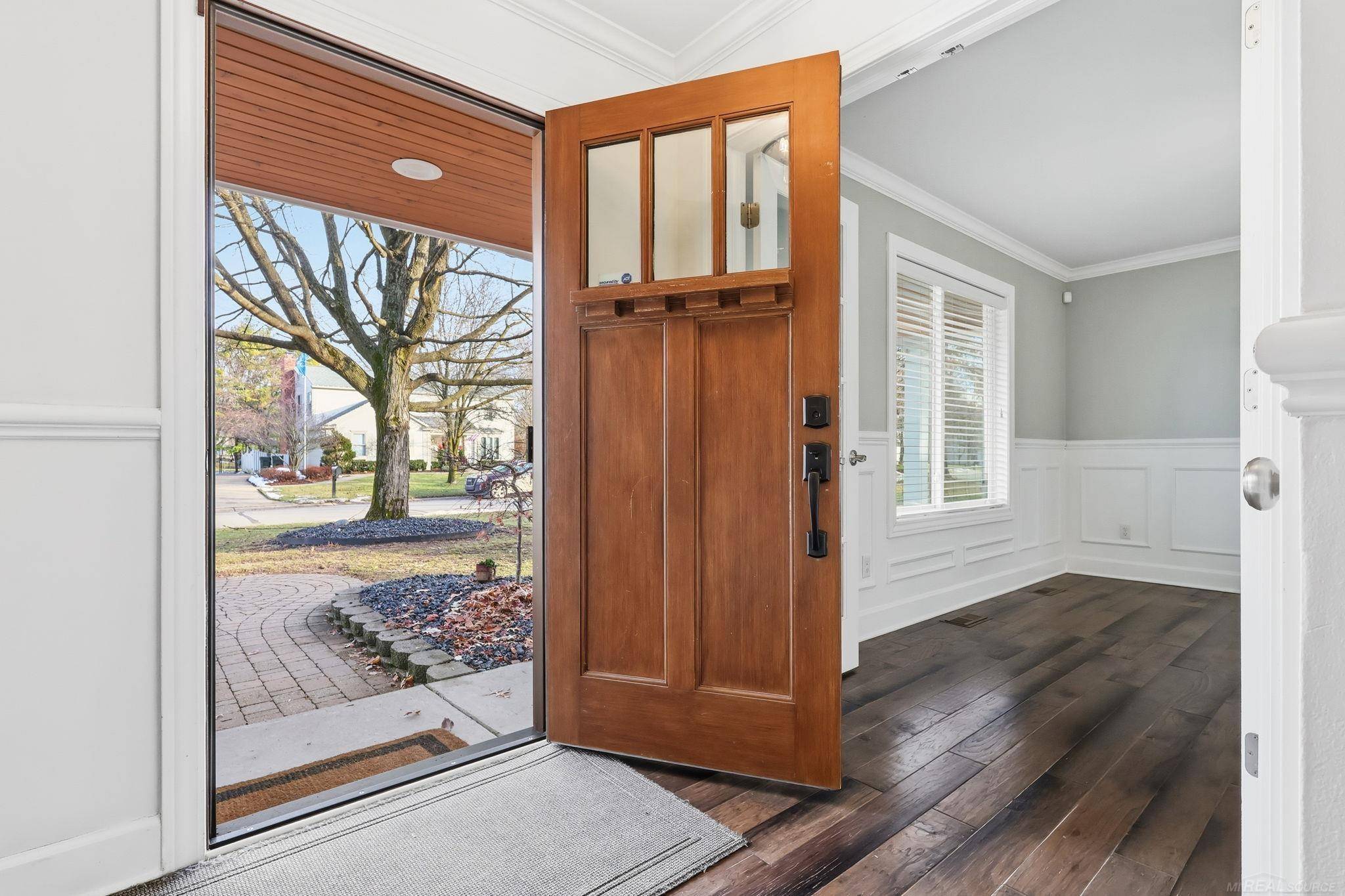 Rochester Hills, MI 48306,1193 Barneswood LN