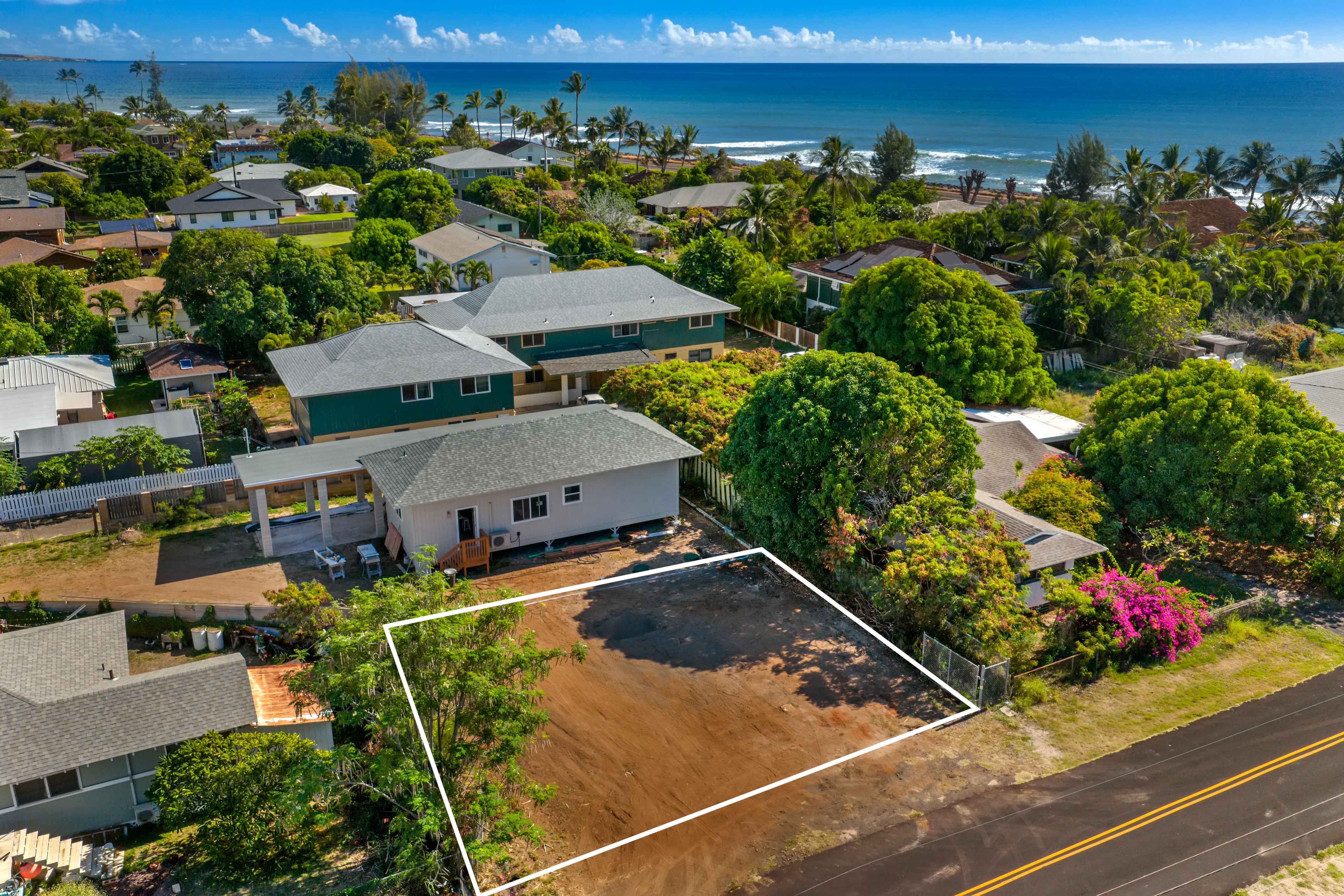 Kekaha, HI 96752,8556 	 ELEPAIO RD #B