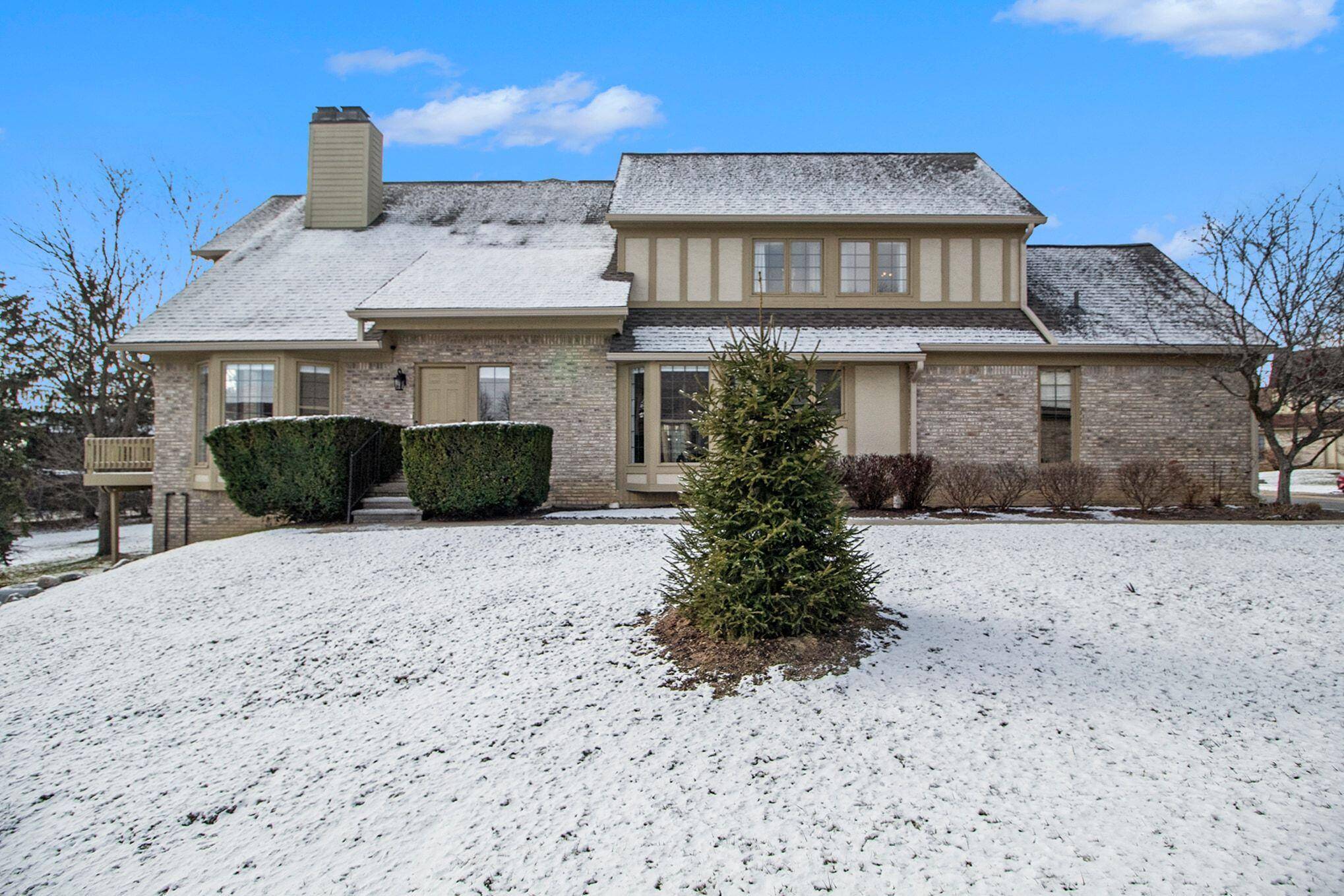 Ann Arbor, MI 48105,2766 Maitland DR