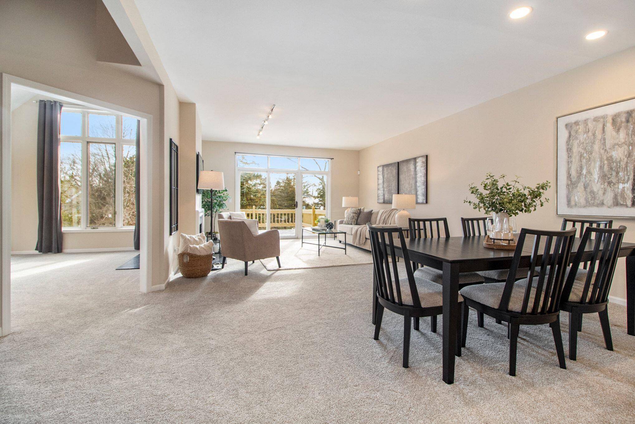 Ann Arbor, MI 48105,2766 Maitland DR