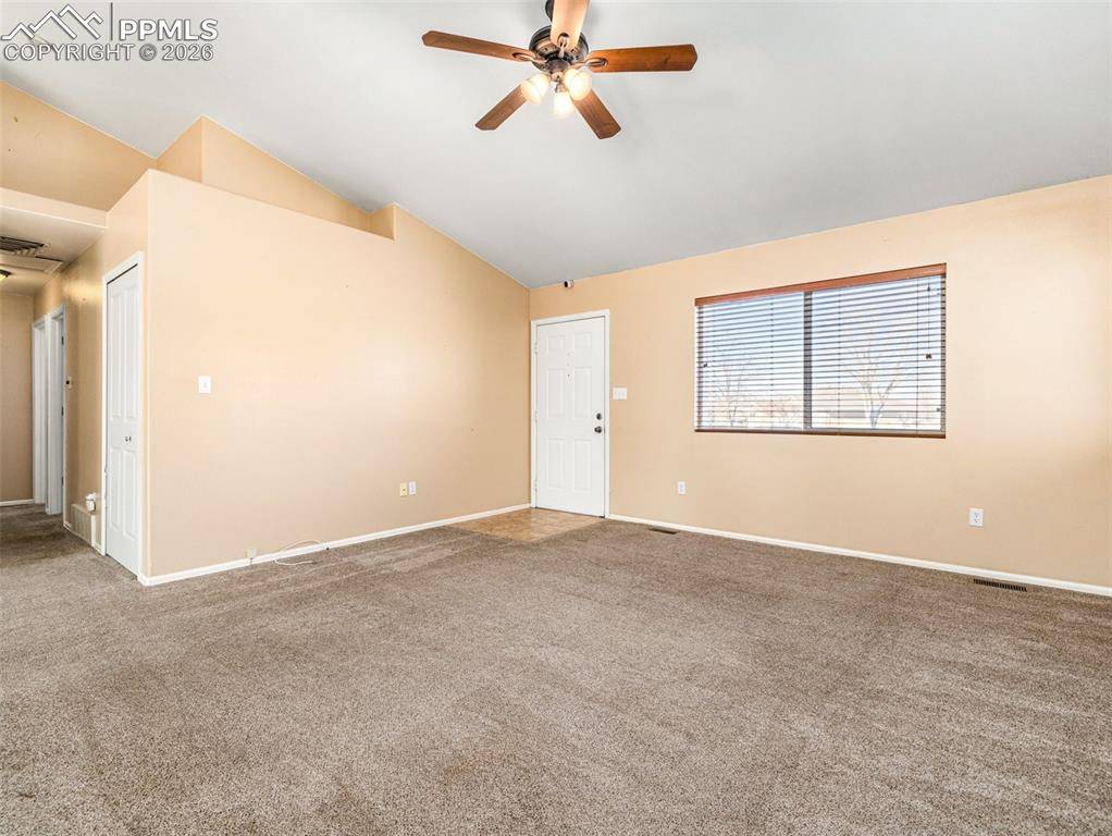 Pueblo, CO 81007,570 S Bellflower DR