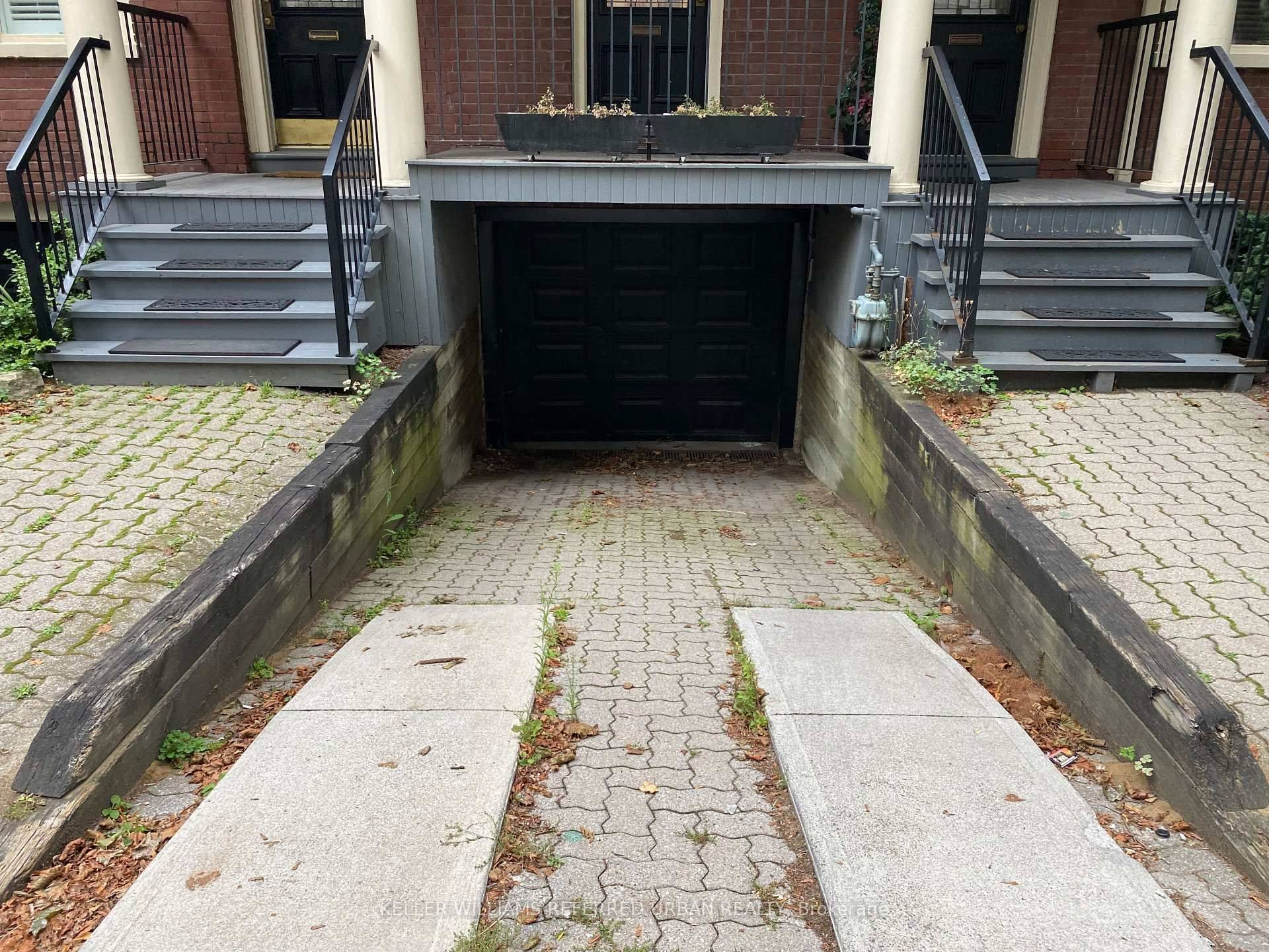 Toronto C08, ON M4Y 1M2,89A Gloucester ST