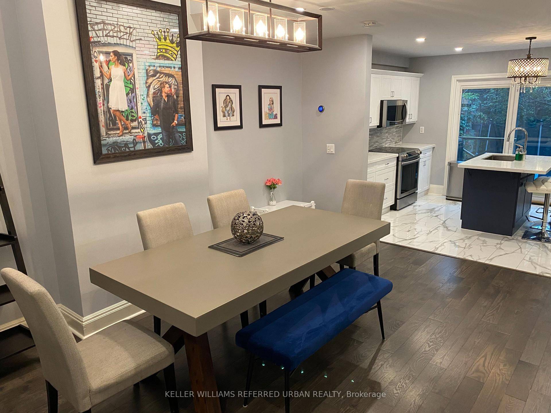 Toronto C08, ON M4Y 1M2,89A Gloucester ST