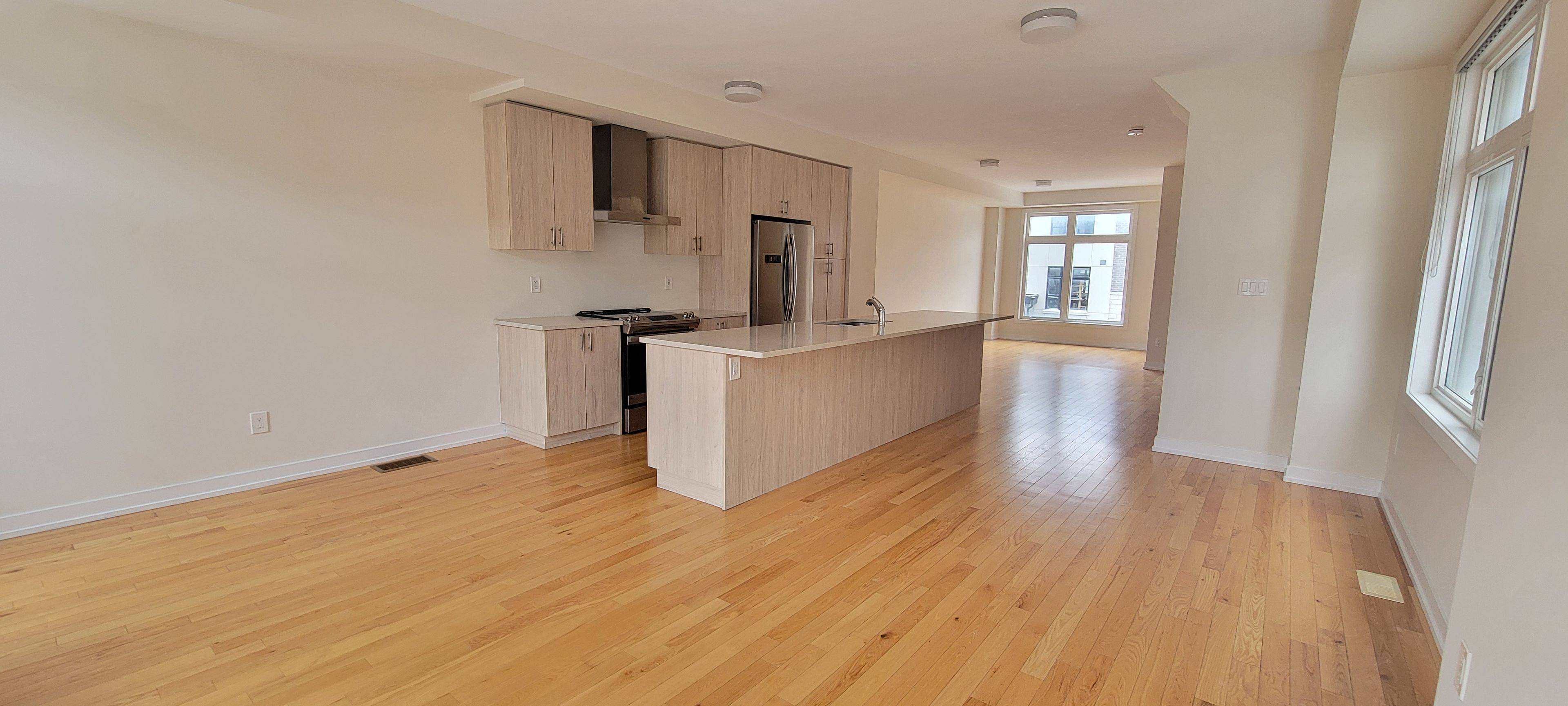 Pickering, ON L1X 0H6,2514 Castlegate XING