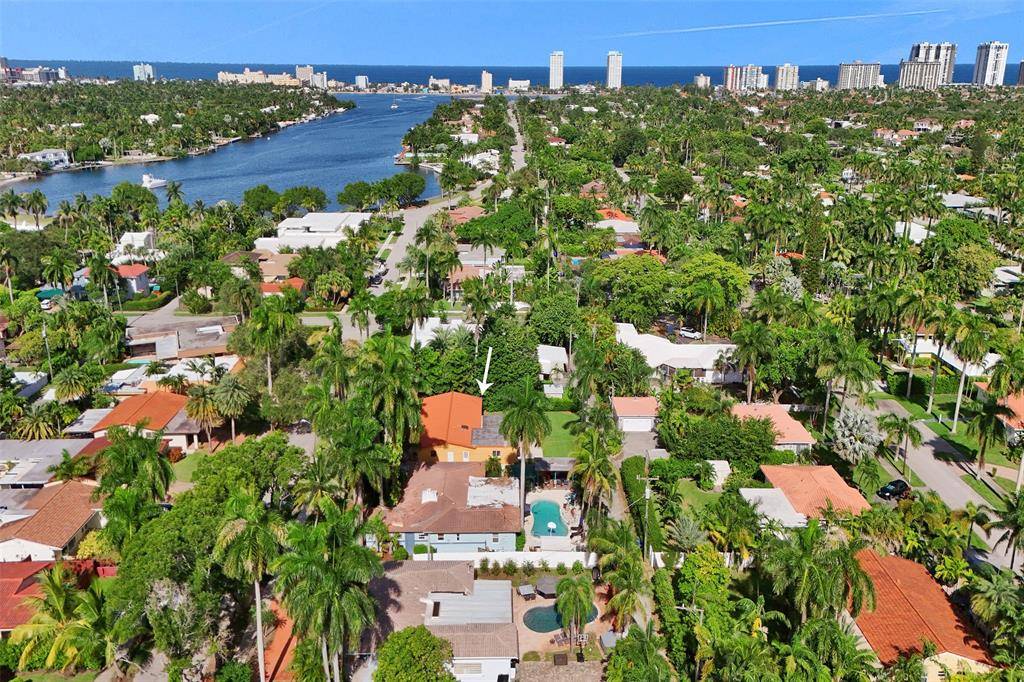 Hollywood, FL 33019,1316 Madison St