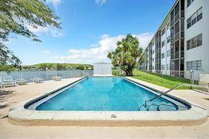 Deerfield Beach, FL 33064,4311 Crystal Lake Dr #213