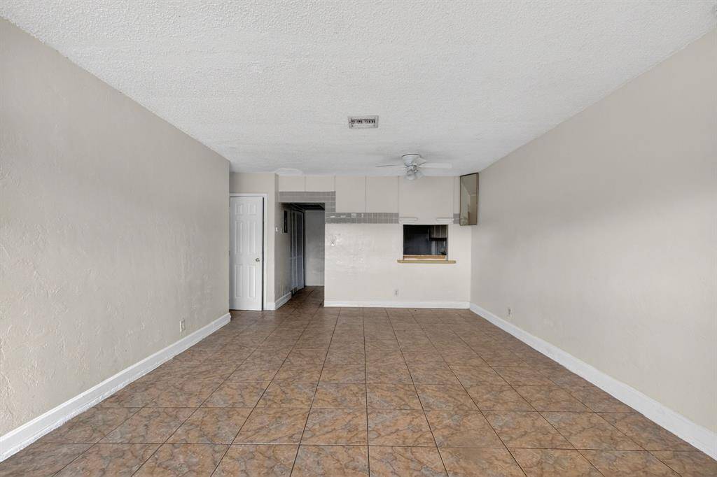 North Lauderdale, FL 33068,7710 SW 10th St #2