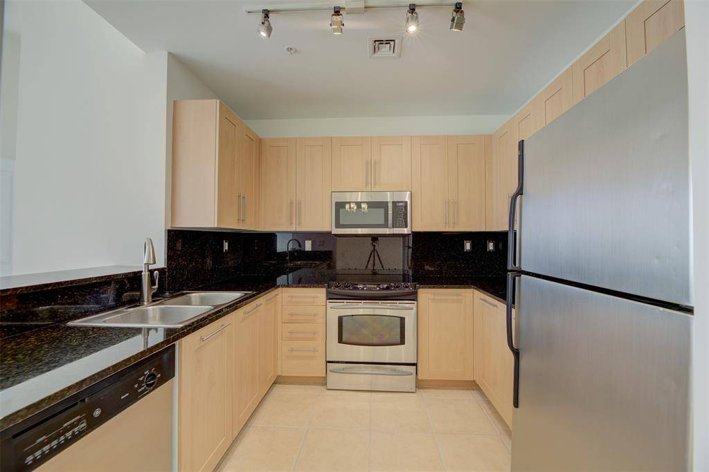 Fort Lauderdale, FL 33301,511 SE 5th Ave #1913