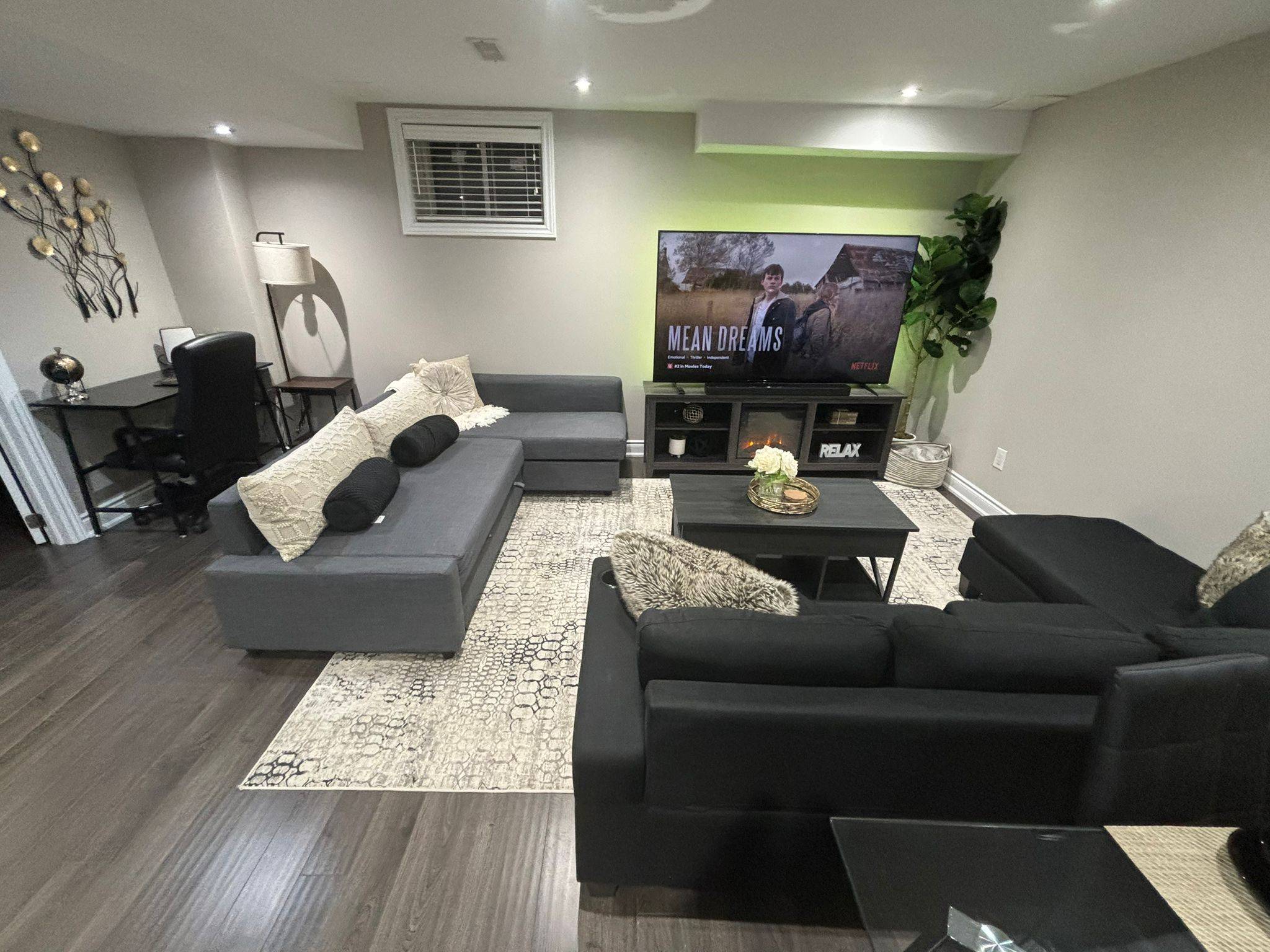 Brampton, ON L6Y 0B4,50 Mountain Ridge RD