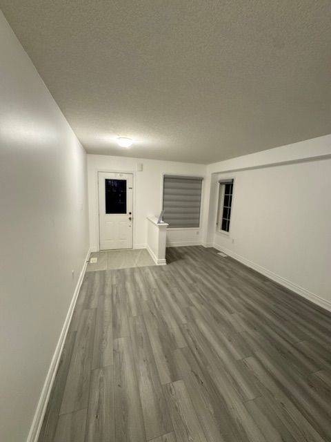 Hamilton, ON L0R 1C0,56 CLEGHORN DR