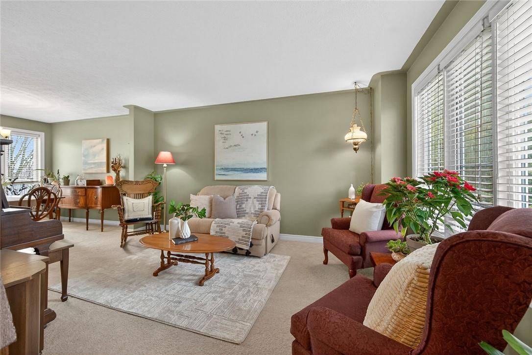 Haldimand, ON N0A 1H0,33 Oak CRES