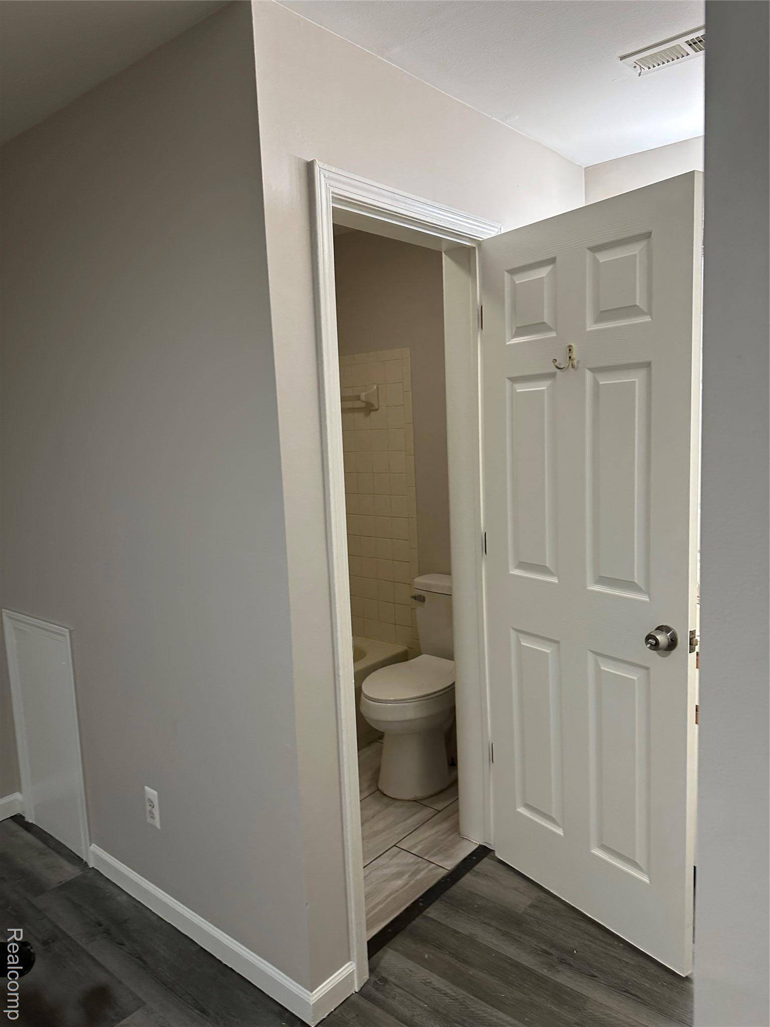 Mt. Clemens, MI 48043,90 ROSEBUD LN