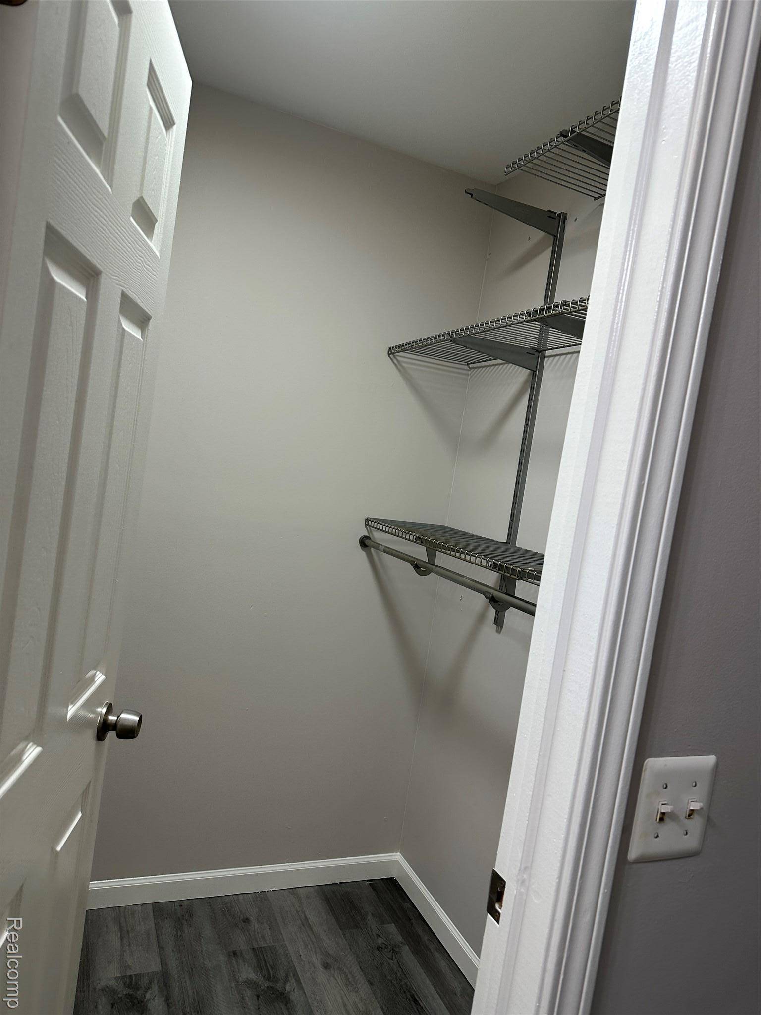 Mt. Clemens, MI 48043,90 ROSEBUD LN