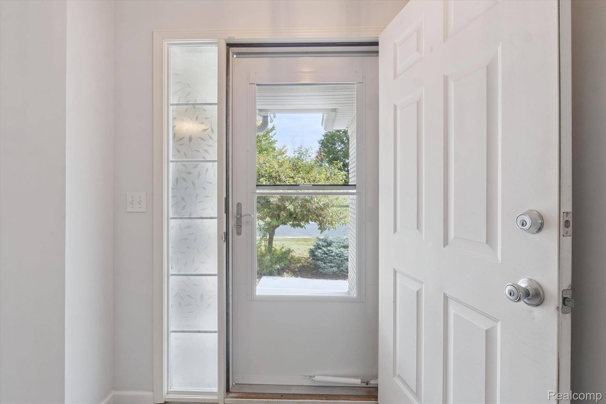 Grand Blanc, MI 48439,5128 Sandalwood CIR