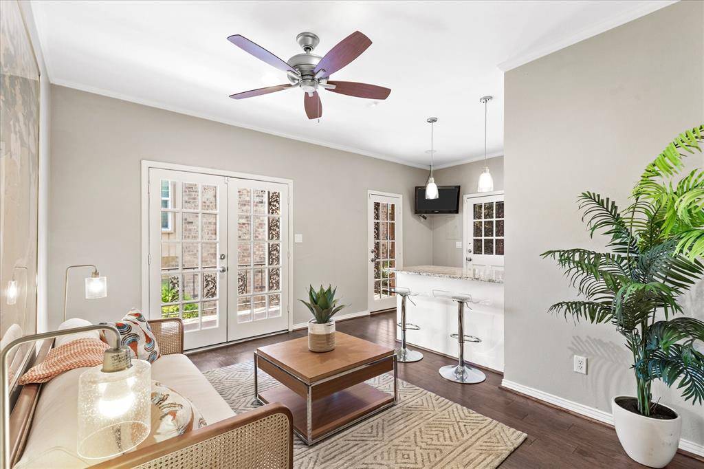 Fort Worth, TX 76109,4403 Bellaire Drive S #224S