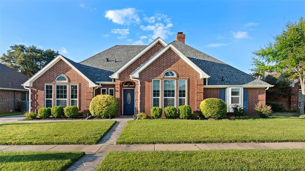 Bedford, TX 76021,2508 Fox Glenn Circle