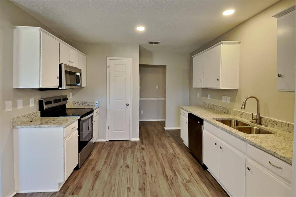 Saginaw, TX 76179,516 Bailey Street