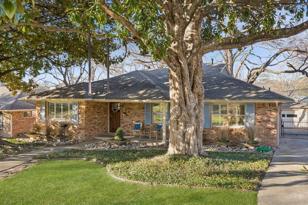 Dallas, TX 75238,10021 Lanshire Drive