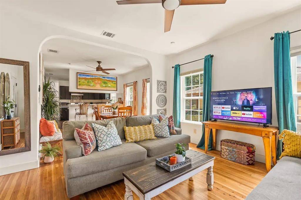 Dallas, TX 75223,5110 Lindsley Avenue