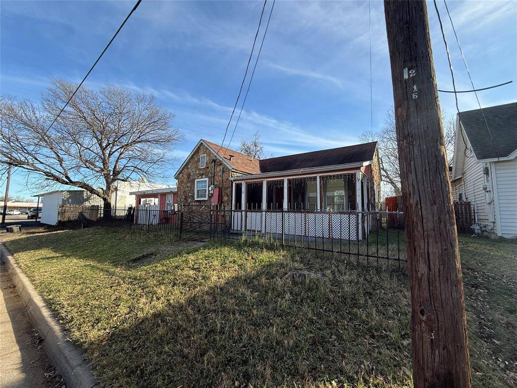 Fort Worth, TX 76111,2518 Mclemore Avenue