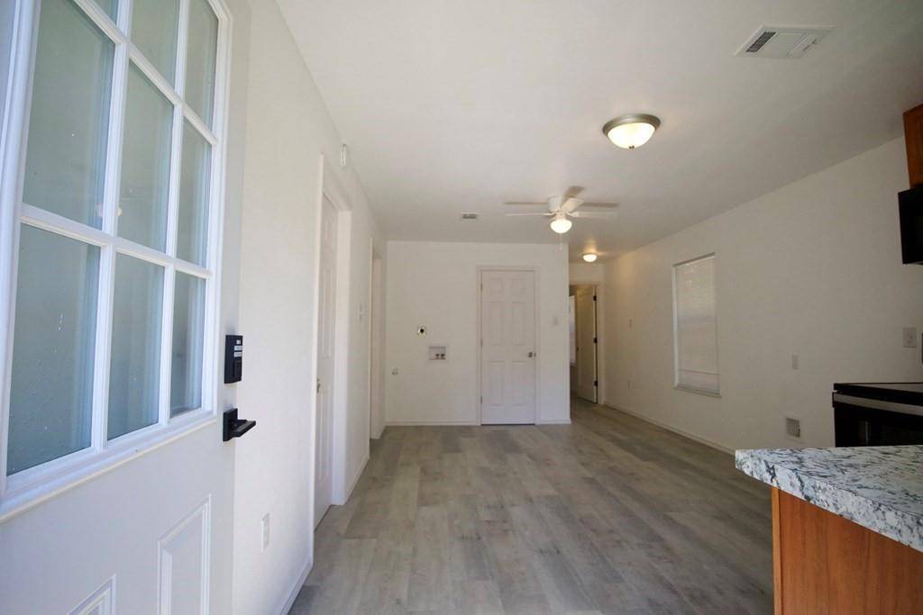 Log Cabin, TX 75148,14192 Campfire Circle