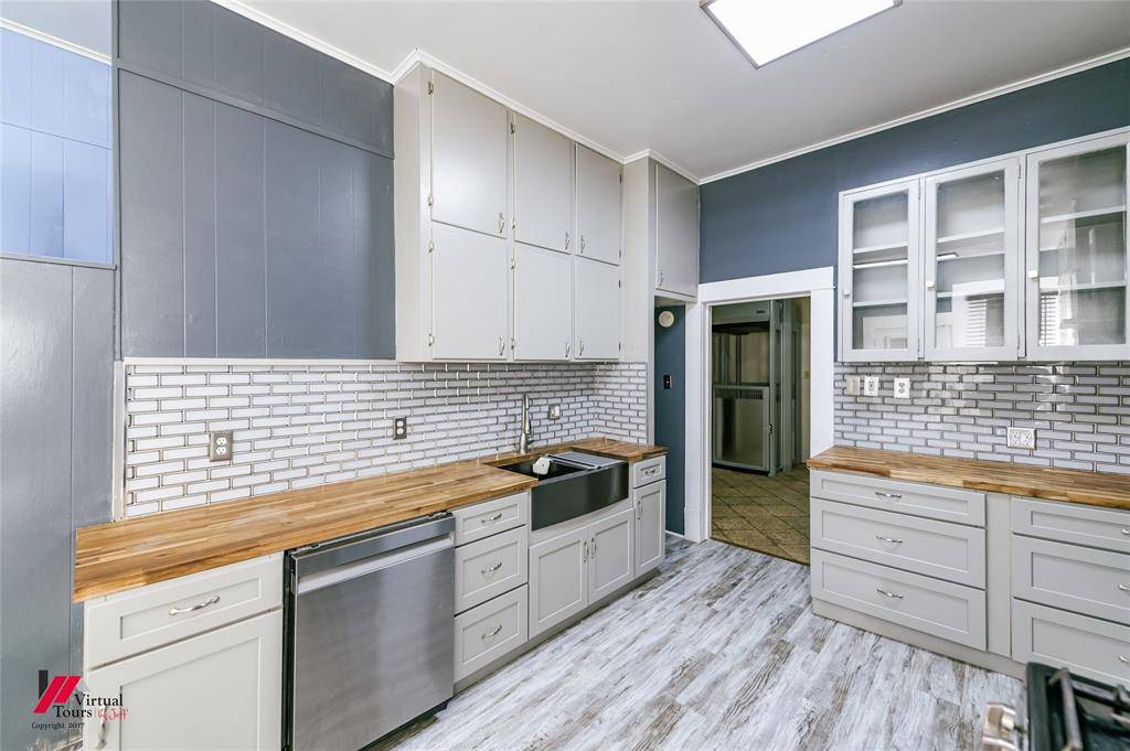 Shreveport, LA 71108,2040 Mccutcheon Avenue