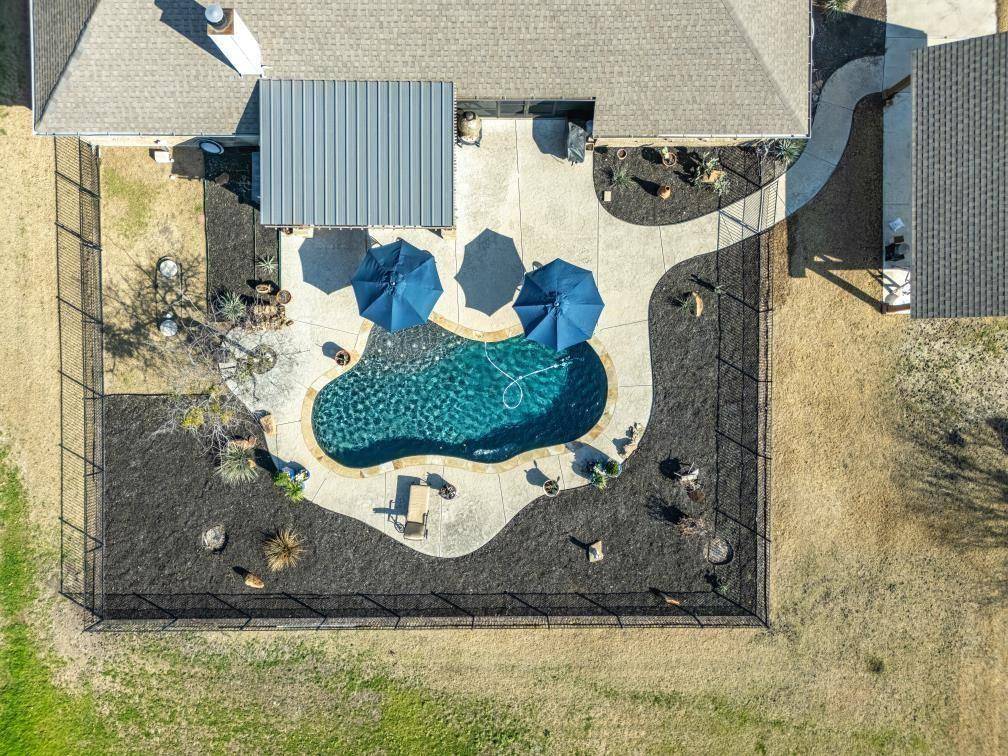 Hudson Oaks, TX 76087,250 Parker Oaks Ln