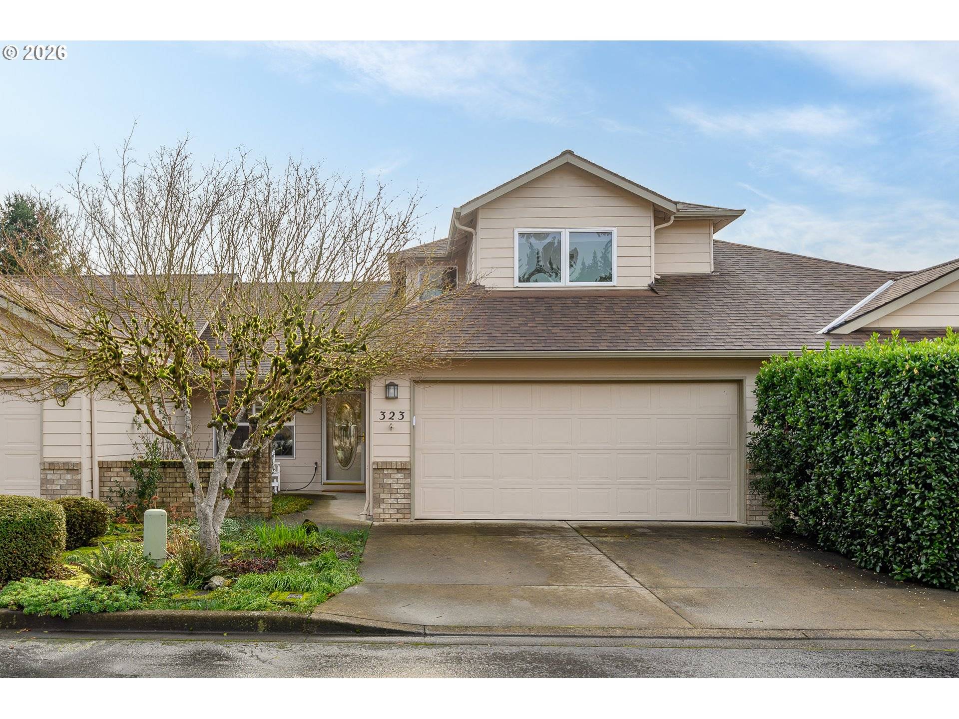Mc Minnville, OR 97128,323 NE FIRCREST PL
