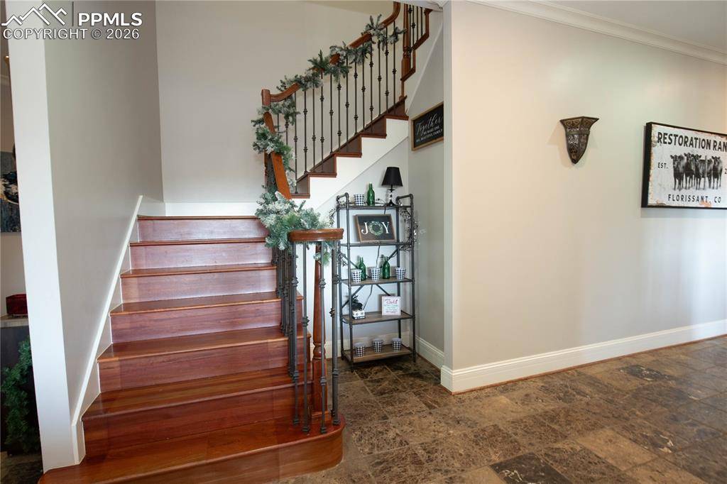 Florissant, CO 80816,4687 W Highway 24