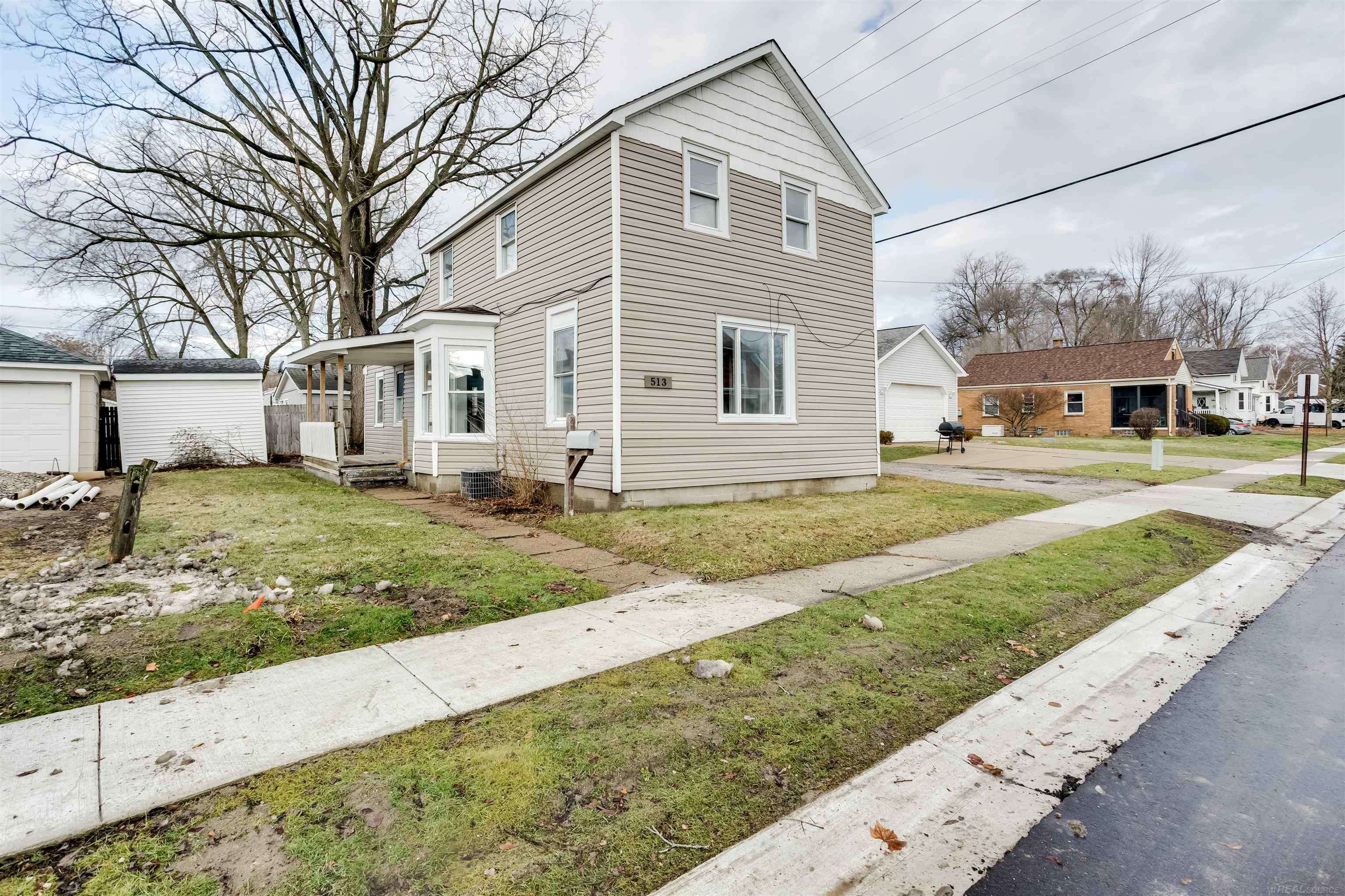 Saint Clair, MI 48079,513 N 6th ST