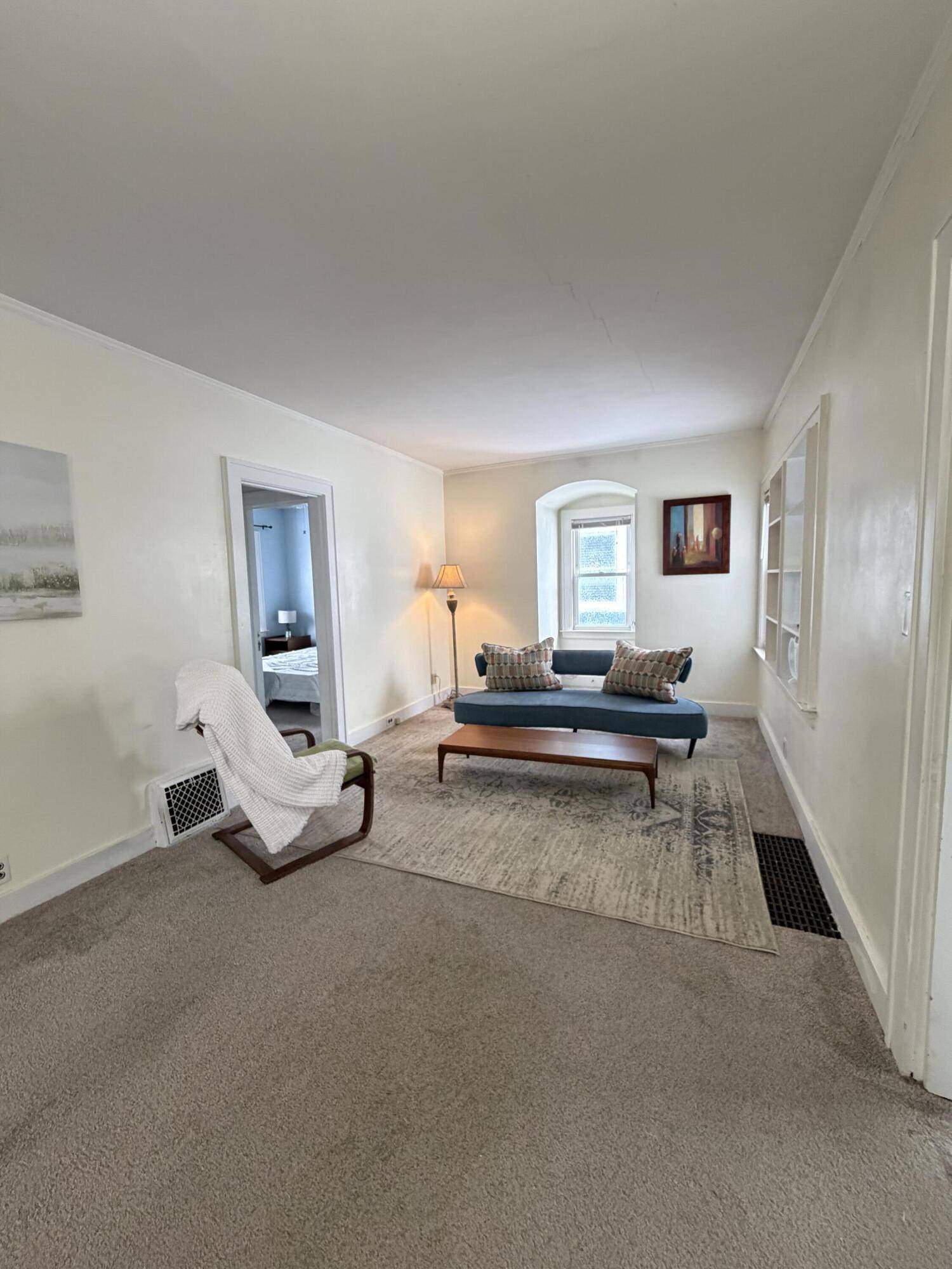 Grand Rapids, MI 49505,861 Aberdeen ST NE