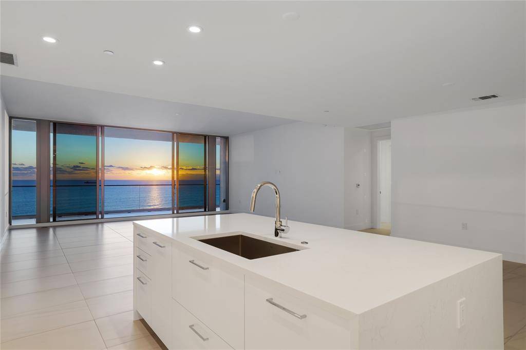 Fort Lauderdale, FL 33304,153 N Seabreeze Blvd #1001S