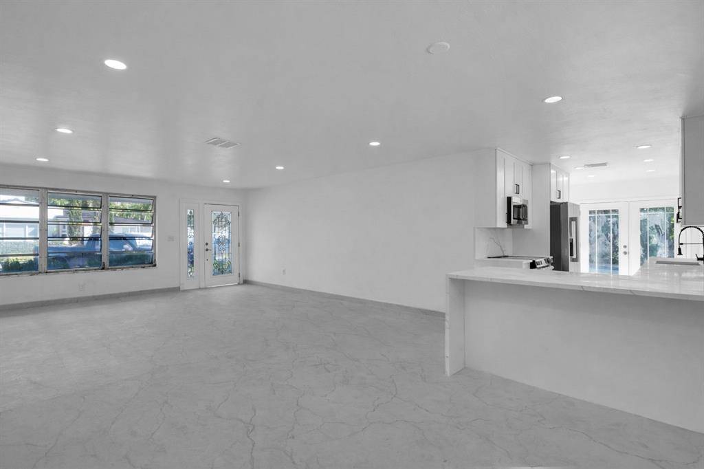 El Portal, FL 33138,8850 NE 4th Ave