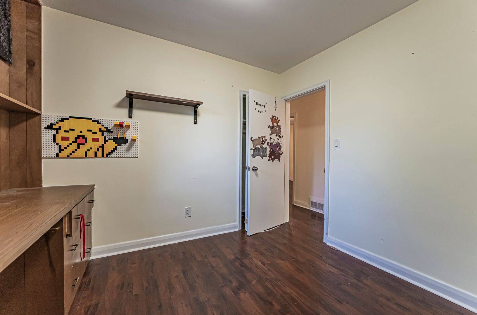 Richmond Hill, ON L4C 1B7,394 Centre ST E #Main