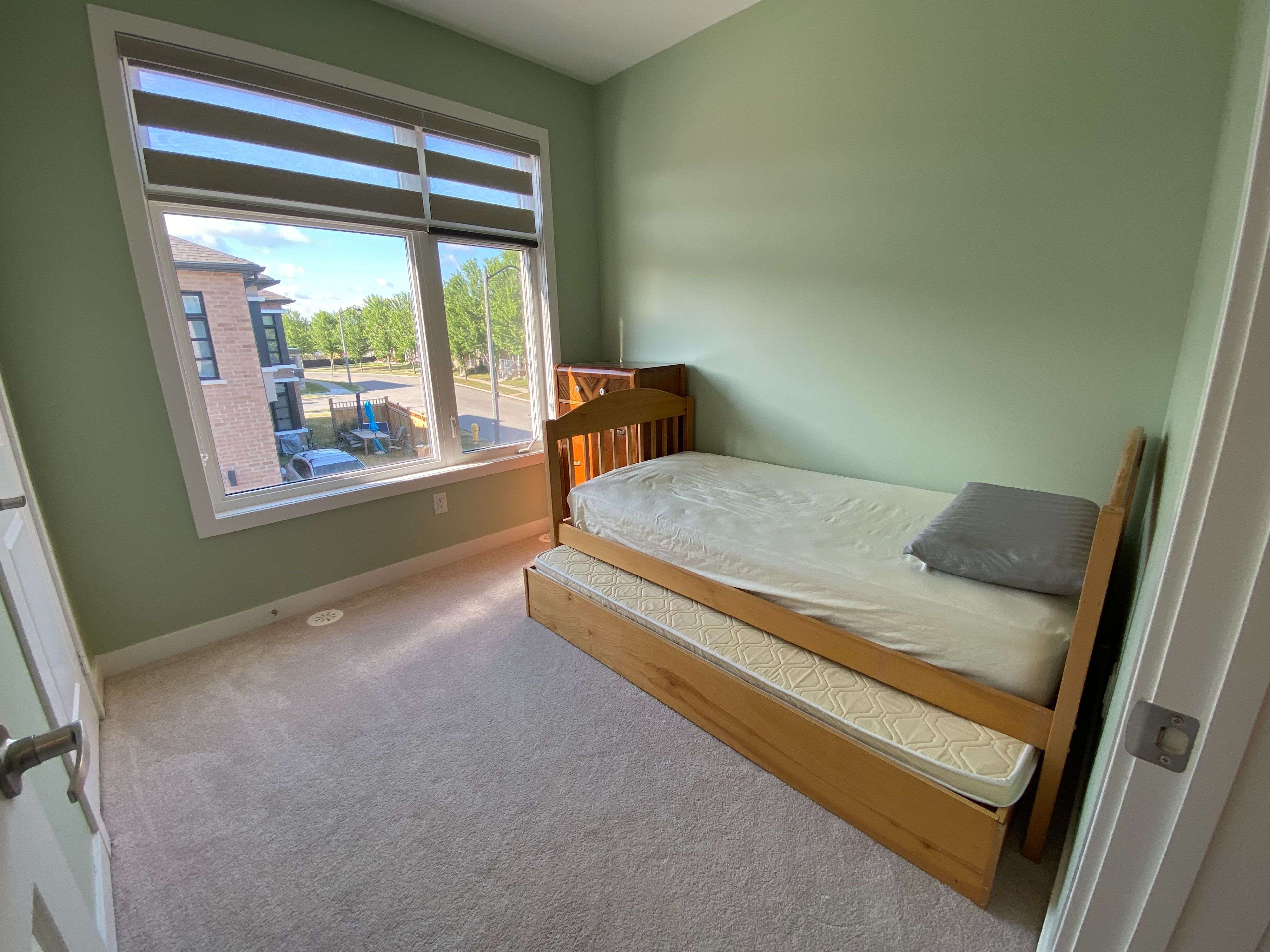 Markham, ON L6B 1P1,112 Old Oak LN #Coach