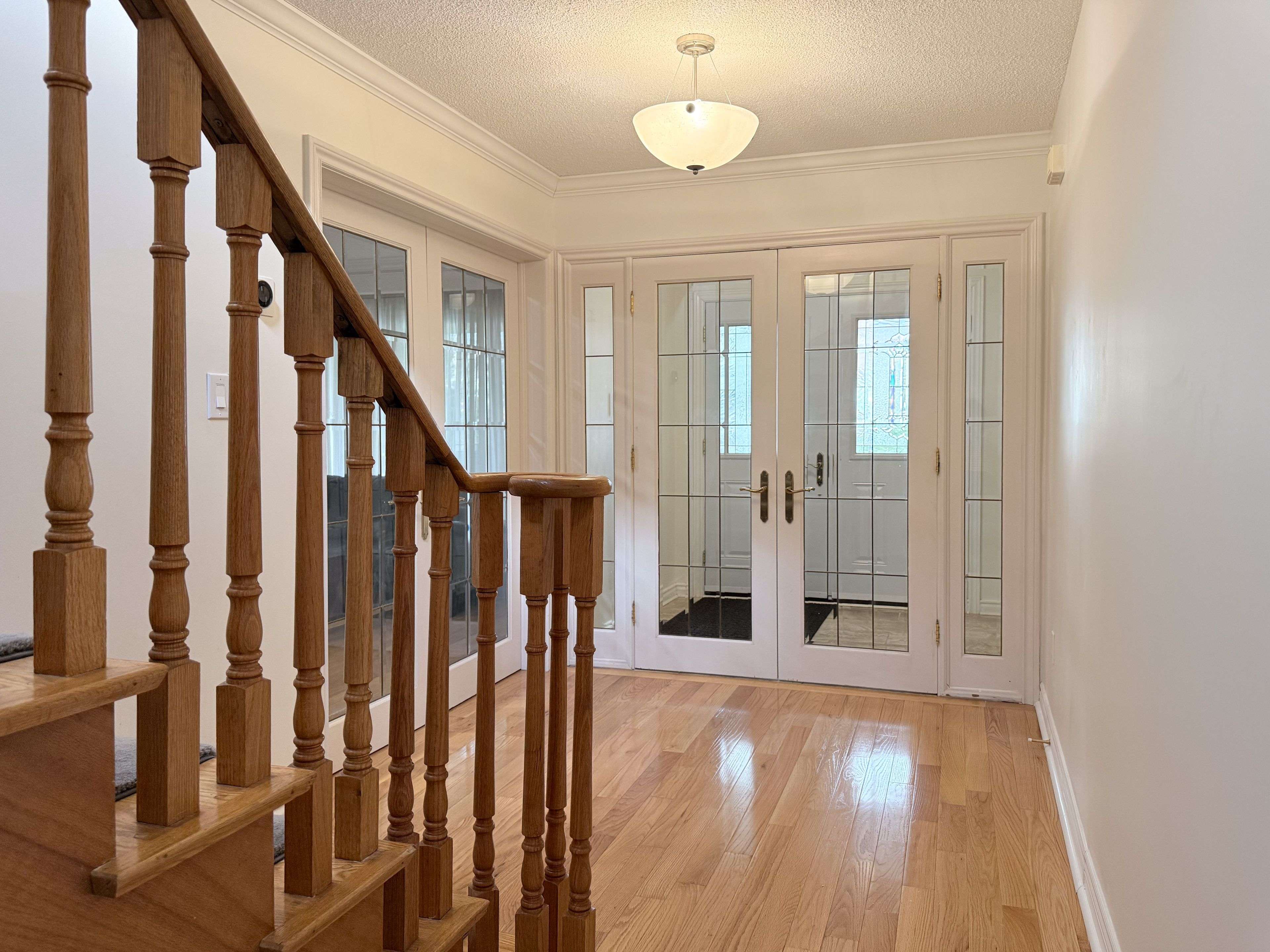 Mississauga, ON L5K 2H7,1759 Sherwood Forrest CIR #Unit 1