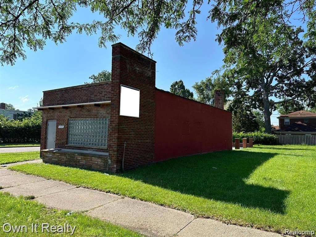 13001 JOY RD, Detroit, MI 48228