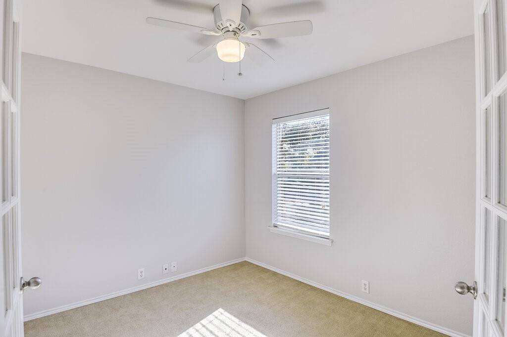 Waxahachie, TX 75165,127 Coyote Run