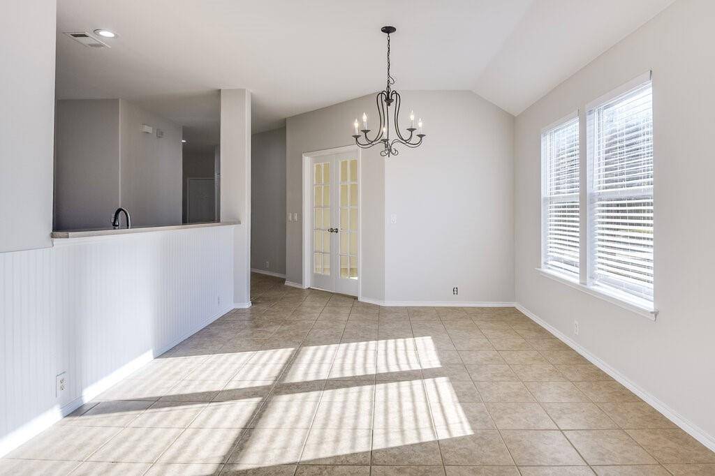 Waxahachie, TX 75165,127 Coyote Run