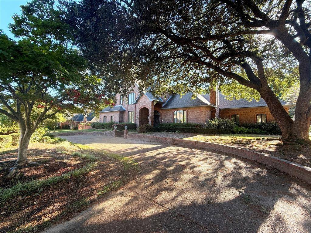 Tyler, TX 75703,1606 Woodlands Drive