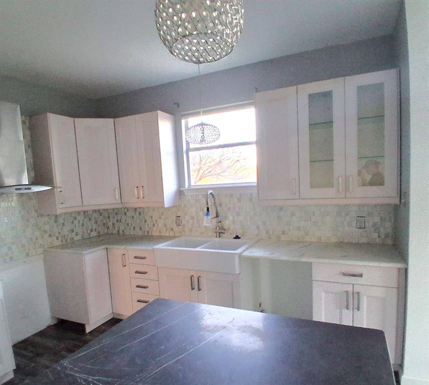 Fort Worth, TX 76052,13544 Leather Strap Drive